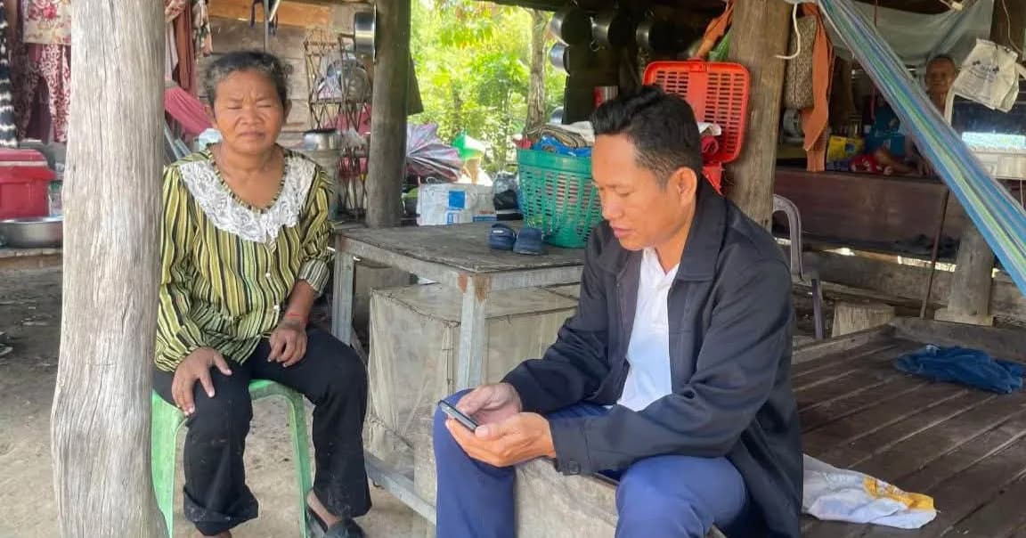 មន្ទីរផែនការខេត្តពោធិ៍សាត់ ចុះពិនិត្យការកំណត់អត្តសញ្ញាណកម្មគ្រួសារក្រីក្រ និងសម្ភាសន៍គ្រួសារសំណាកនៅឃុំព្រងិល ស្រុកភ្នំក្រវាញ