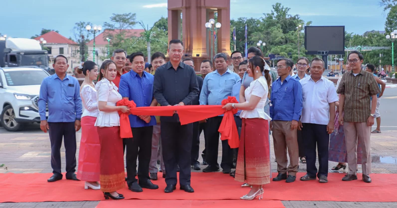 រដ្ឋបាលខេត្តកំពង់ឆ្នាំង បើកពិព័រណ៍ផលិតផលក្នុងស្រុក ភូមិមួយផលិតផលមួយ