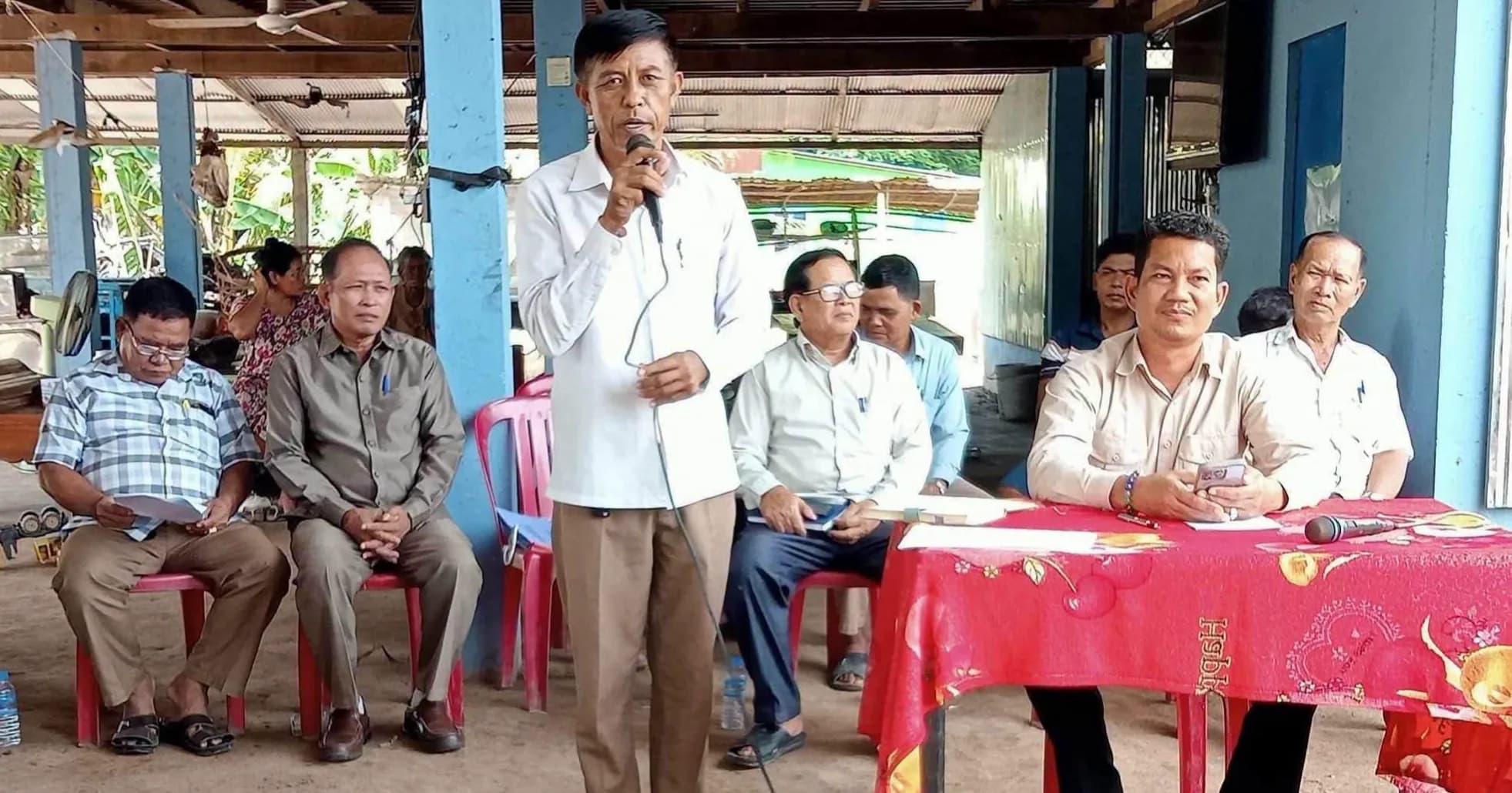 ស្រុកមេសាង បើកការដ្ឋានសាងសង់ផ្លូវបេតុងអាមេ១ខ្សែ ប្រវែងជាង ១គីឡូម៉ែត្រ ក្នុងឃុំអង្គសរ