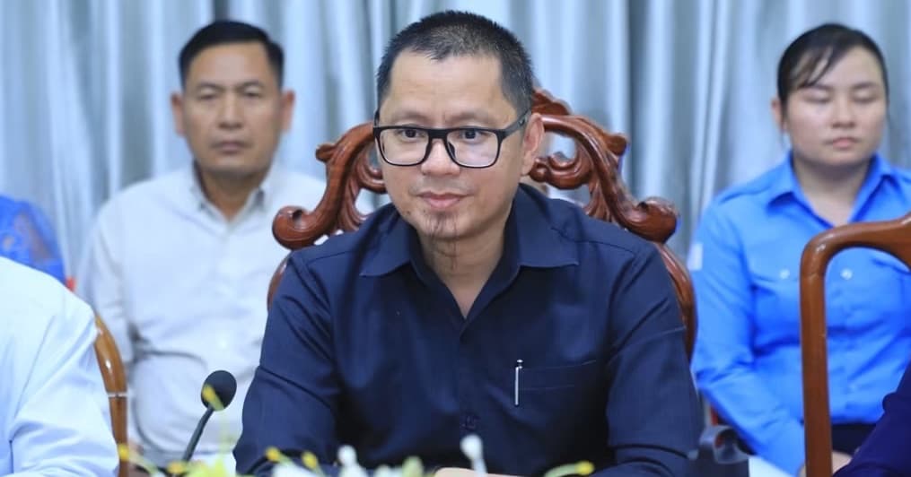 ឯកឧត្តម ឌឹម បូរ៉ា អភិបាលរងខេត្តកណ្តាល និងលោក នាក់ សុខា ប្រធាននាយកដ្ឋាន នៃក្រសួងអធិការកិច្ច អញ្ជើញដឹកនាំកិច្ចប្រជុំស្តីពីការចុះធ្វើអធិការកិច្ច និងតាមដានការអនុវត្តច្បាប់នៅរដ្ឋបាលខេត្តកណ្ដាល